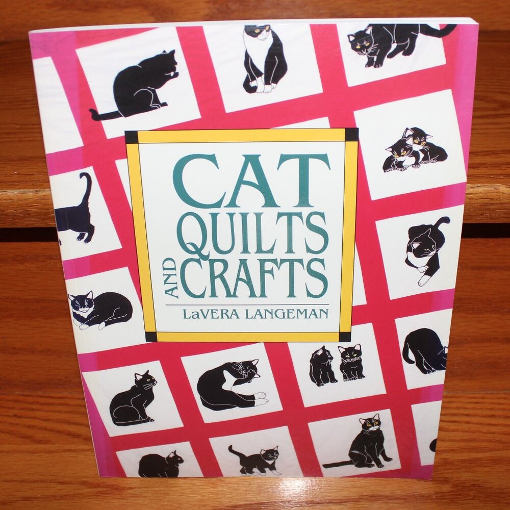 FREE*❤️like new Cat Quilts and Crafts 1992 paperback book LaVera Langeman